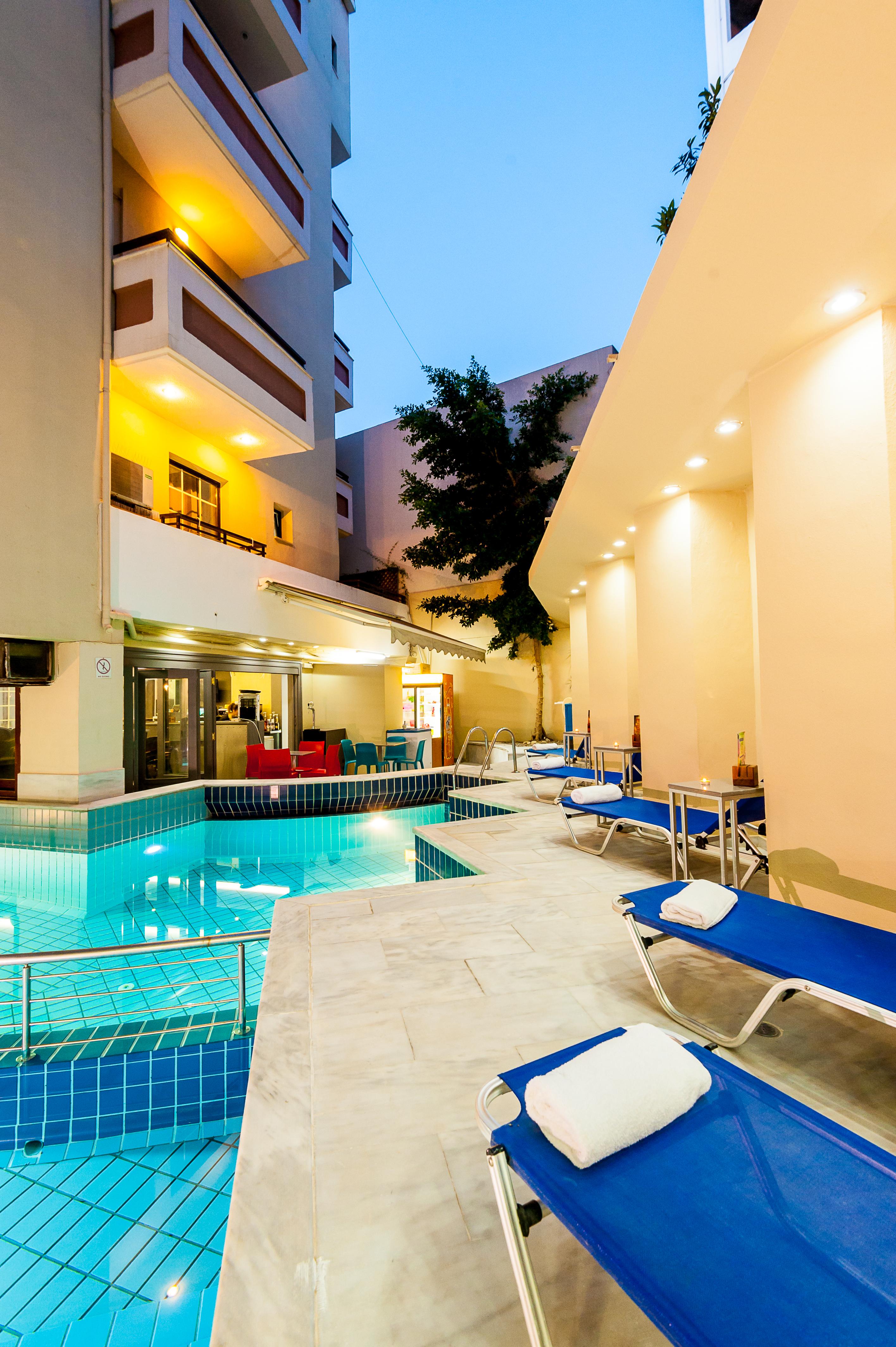 Elina Hotel Apartments Rethymno Exterior foto